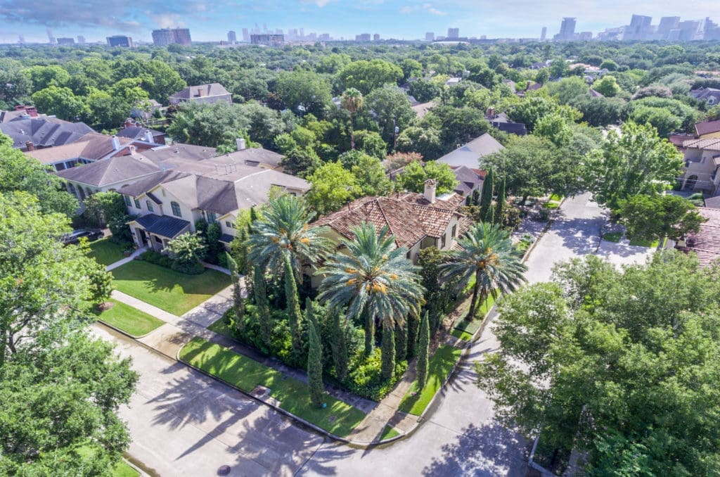 Your Houston Real Estate Guru — Sharon Dreyer Knows How to Navigate a Red-Hot Market