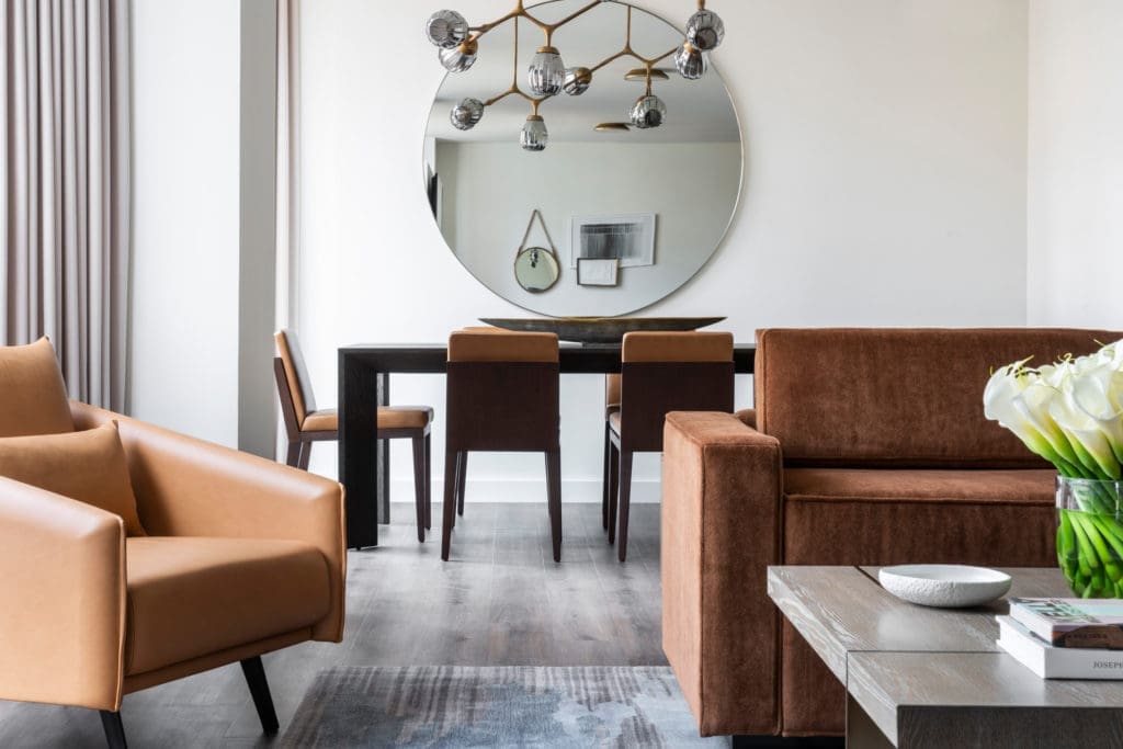 The new design reflects a warm and welcoming, yet fresh and contemporary aesthetic with all the
guests needs thought out to perfection. (courtesy of Four Seasons Hotel Houston)