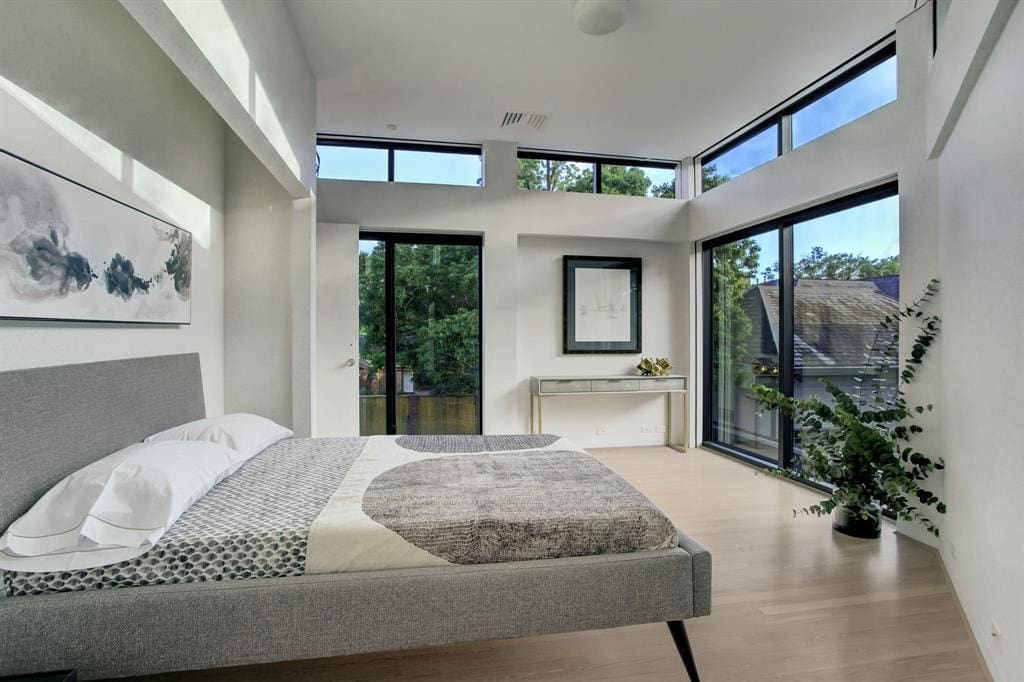 A second floor guest bedroom in the Darth Vader in Houston's West University berg.  (Photo courtesy of Martha Turner Sotheby’s International Realty) 