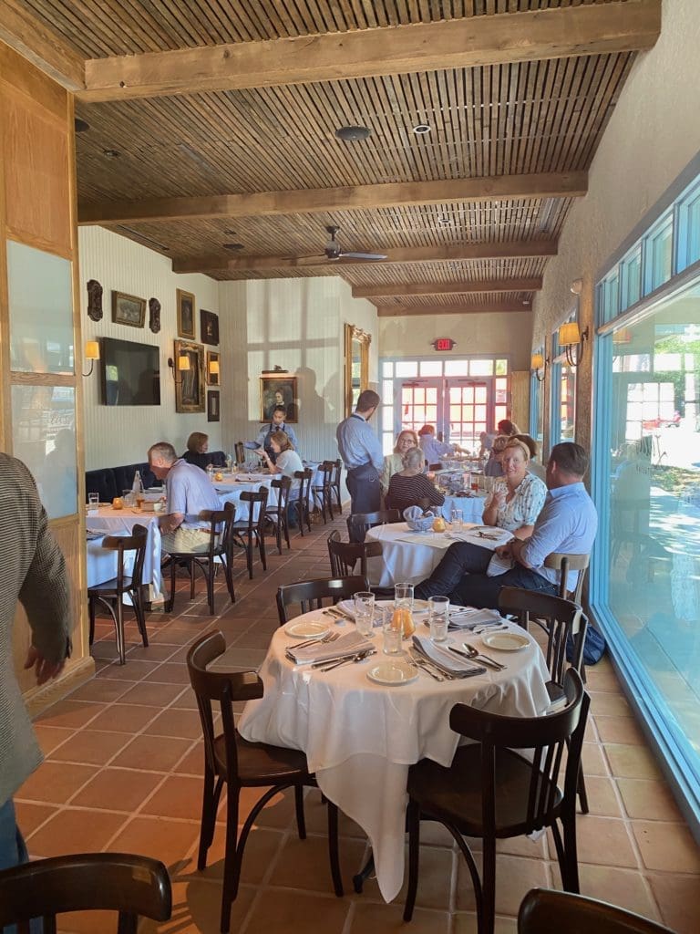 Lulu's River Oaks delivers a similar ambience to that of its elder sibling Lulu's Round Top. 