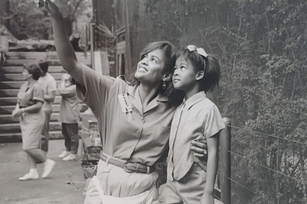 A Junior League of Dallas volunteer at the Dallas Zoo in 1993. 