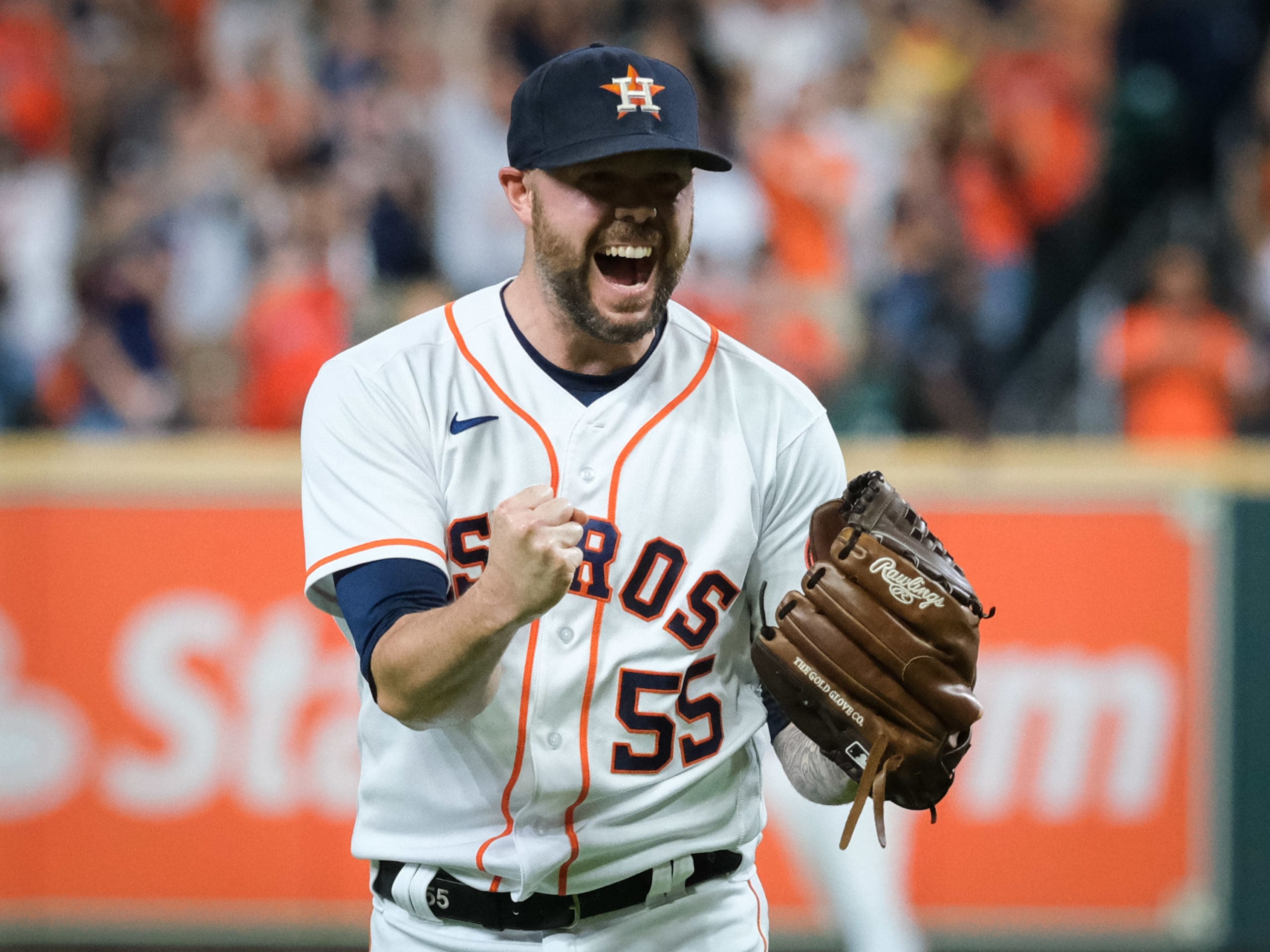 The Houston Astros clinched the American League West division championship with a 3-2 win over the Tampa Bay Rays Thursday at Minute Maid Park, After the victory, family members joined for an on-field celebration.