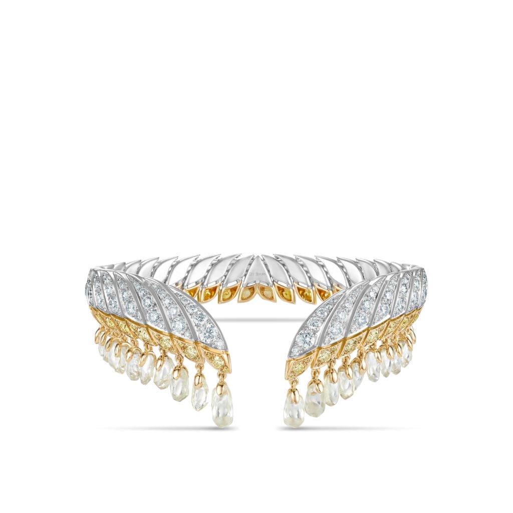 Nefertari Cuff from De Beers Jewellers' Reflections of Nature collection. (Photo by Johnny Than)