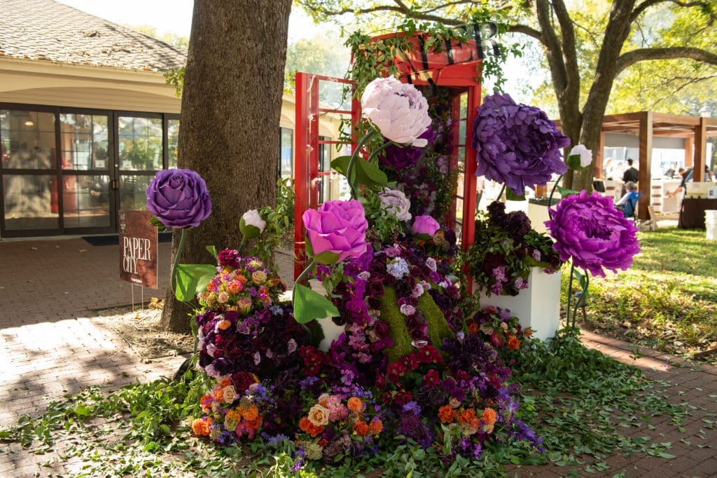 The floral fantasy selfie station created by GRO Design for PaperCity