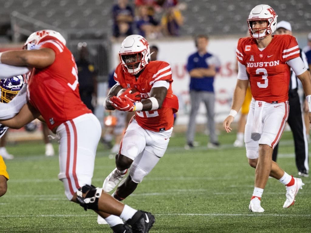 Alton McCaskill just know how to glide through the holes in a defense. (Photo by F. Carter Smith)