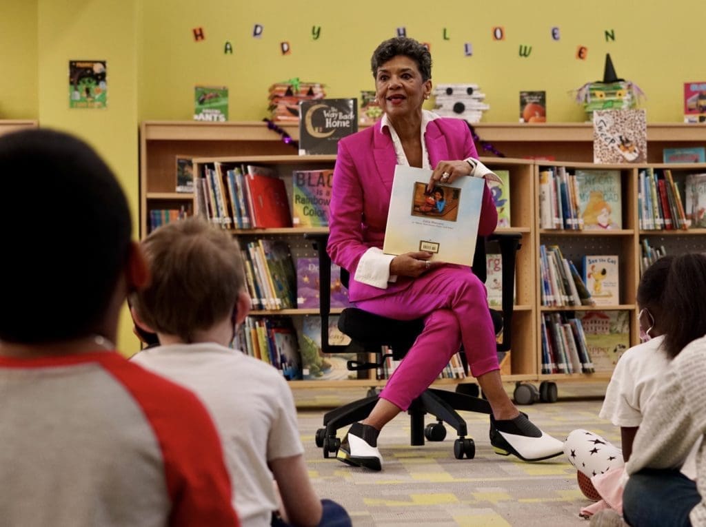 <em>Sesame Street</em> Favorite Helps a Houston Charter School Network Raise $1 Million
