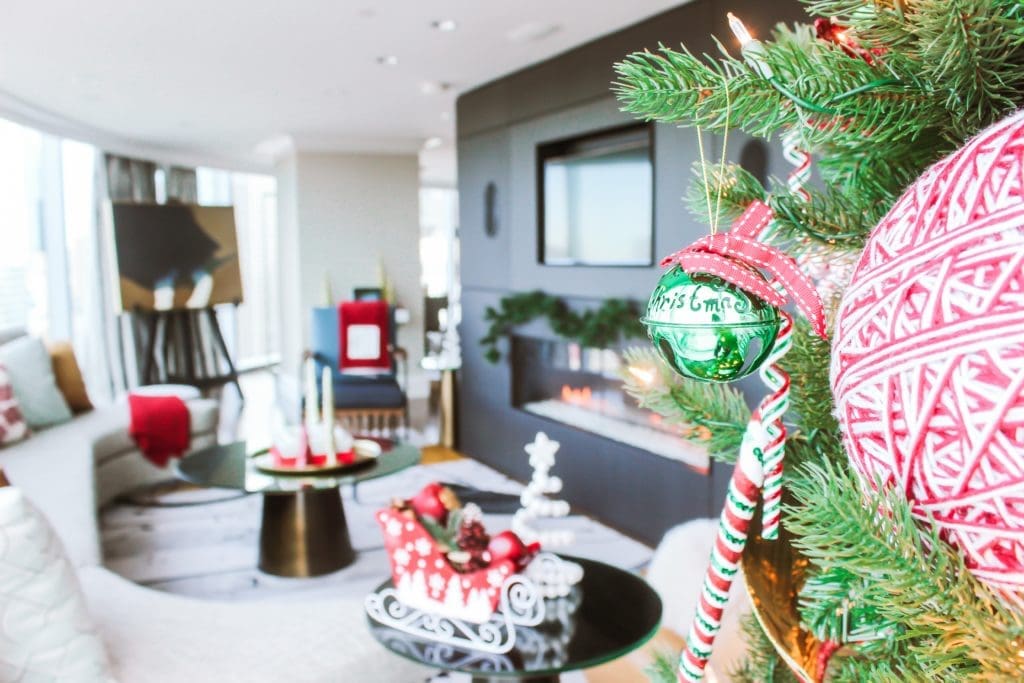 Omni Dallas Hotel Creates Holiday Magic With An Over-The-Top Stay in Santa’s Suite