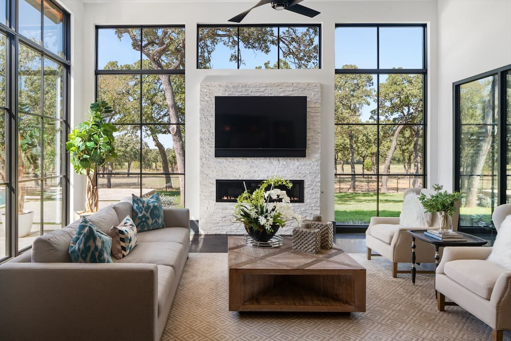 75_1200_Rockgate_Rd_Argyle_TX_76226__Exports10 (2)_mls (Photo by Zach Spross Photography for Douglas Elliman)