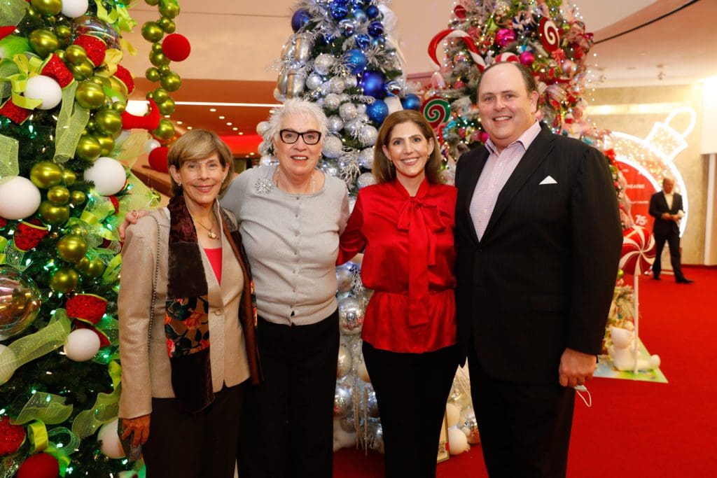 Carroll Robertson Ray, Deborah Lackey, Rose & Robby Nelson at the Alley Theatre 'Deck the Trees' evening (Photo by Priscilla Dickson)