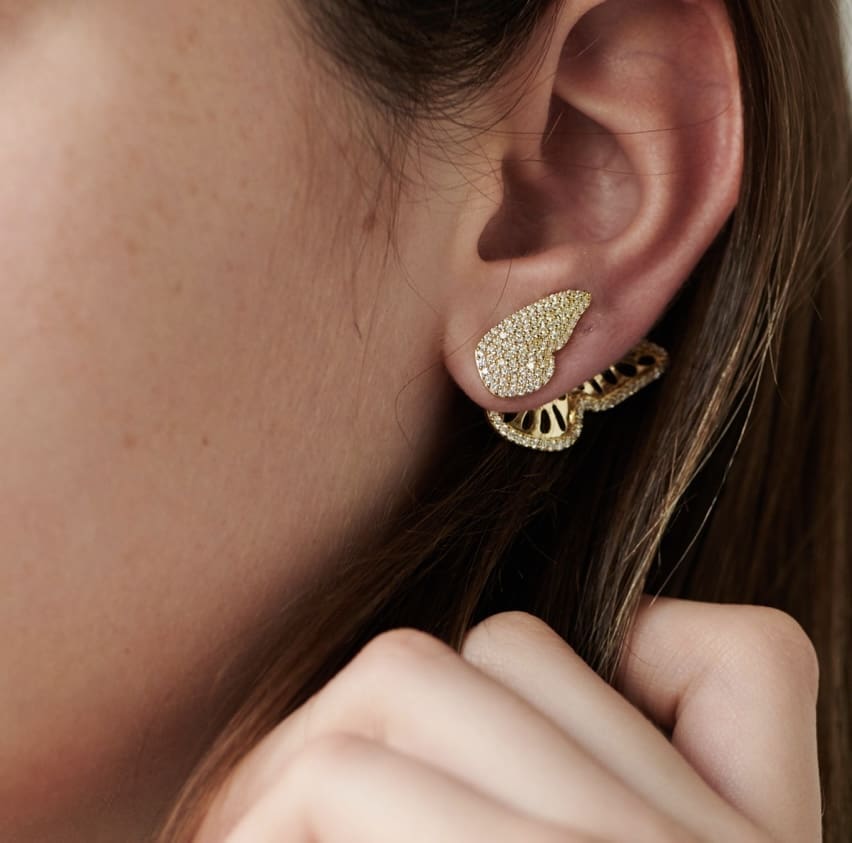 Metagolden seeks to bring more women into the crypto art sphere by combining digital art and jewelry