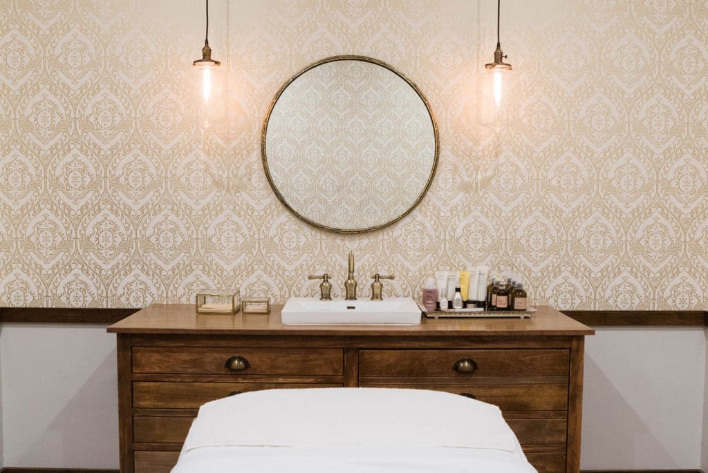 vivians boutique spa