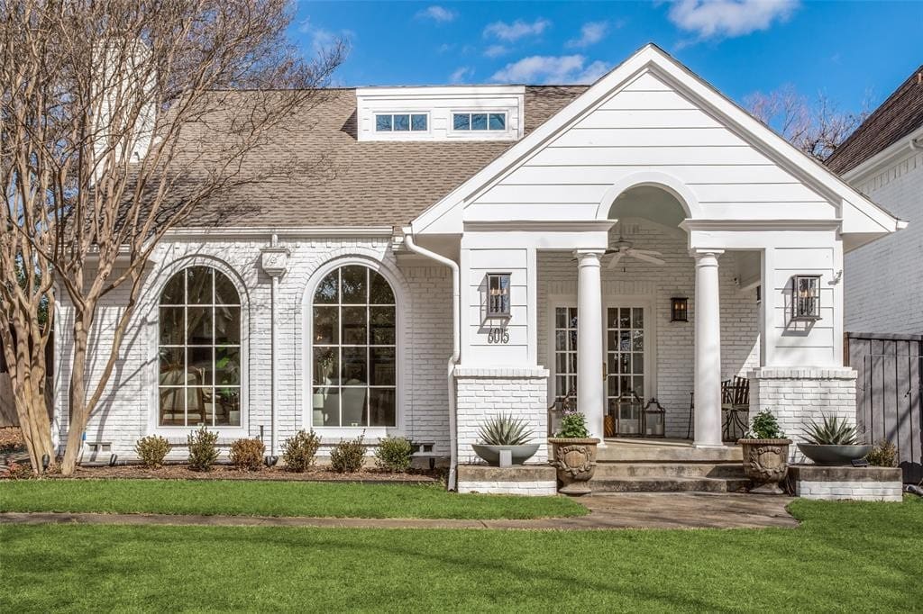 Must-See Dallas Property — This Chic Lower Greenville Bungalow is High on Design