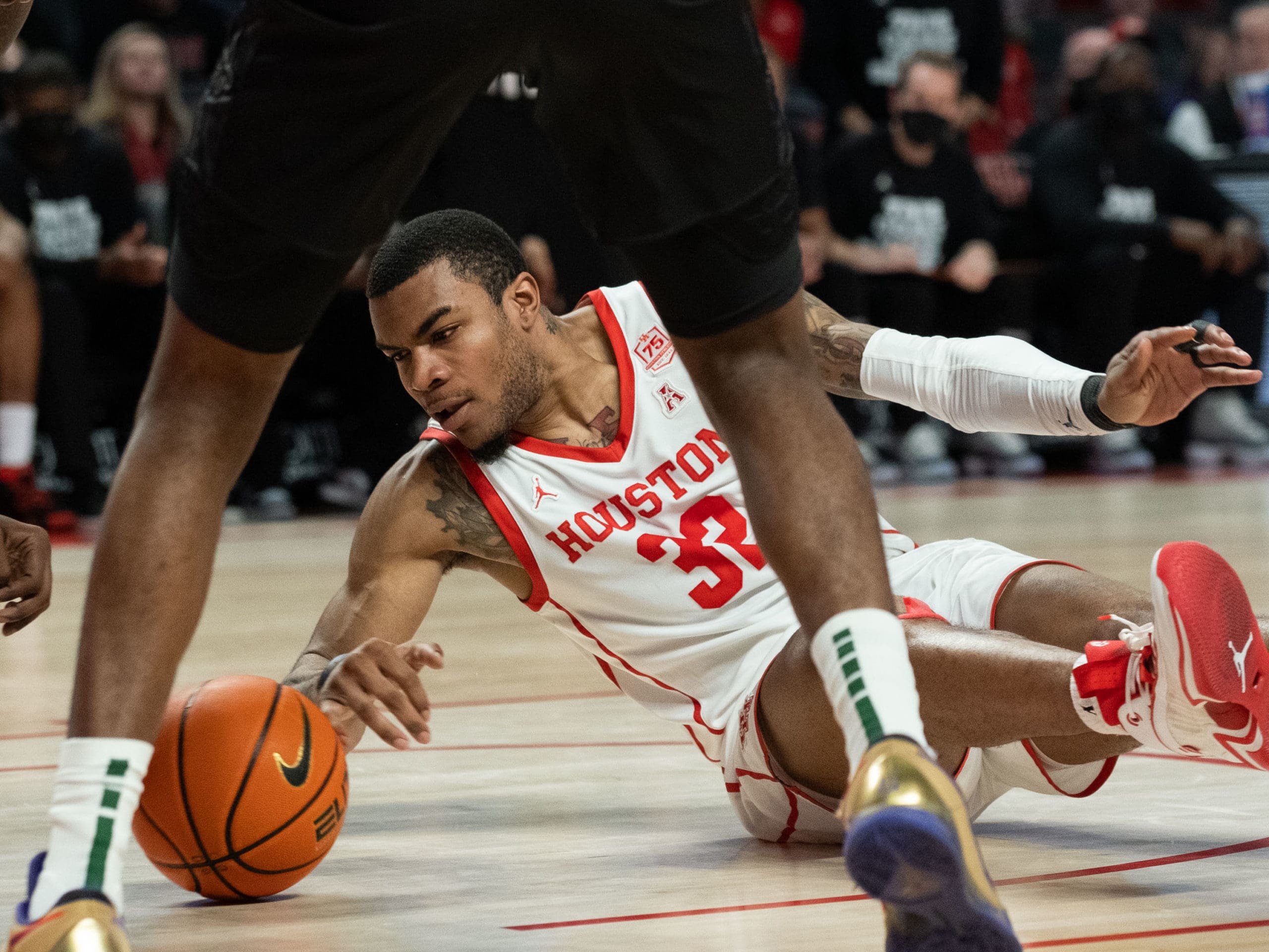 University of Houston Cougars men’s basketball team defeated the Tulane Green Wave, Wednesday night at the Fertitta Cente