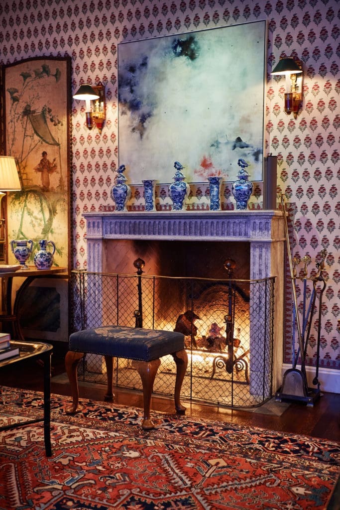 Guests were warmed by the fire throughout the intimate evening  (Photo by Jonathan Zizzo )