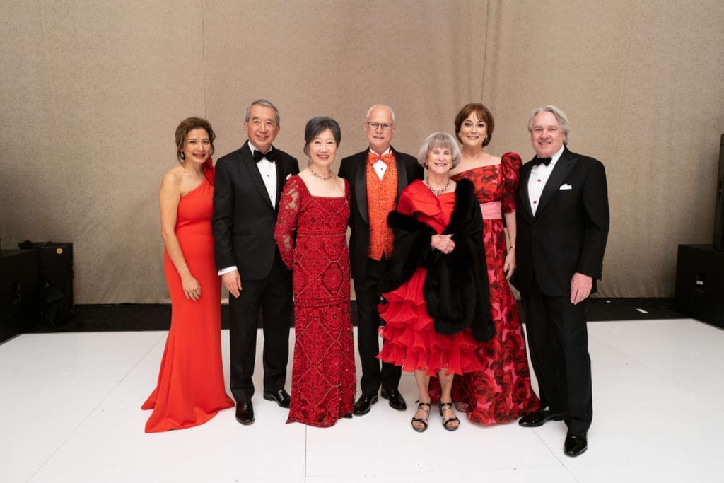 Bonna Kol, Albert & Anne Chao, Tripp Ca
rter, Nancy C. Allen, Leigh & Reggie Smith (Photo by Daniel Ortiz)
