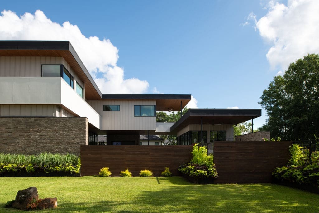 sudioMET, working with BEC Engineers, & Consultants designed this 6,000 sq. ft. home in Braeswood Place. Interiors by Laura U Design. (Photo by Luis Ayala)