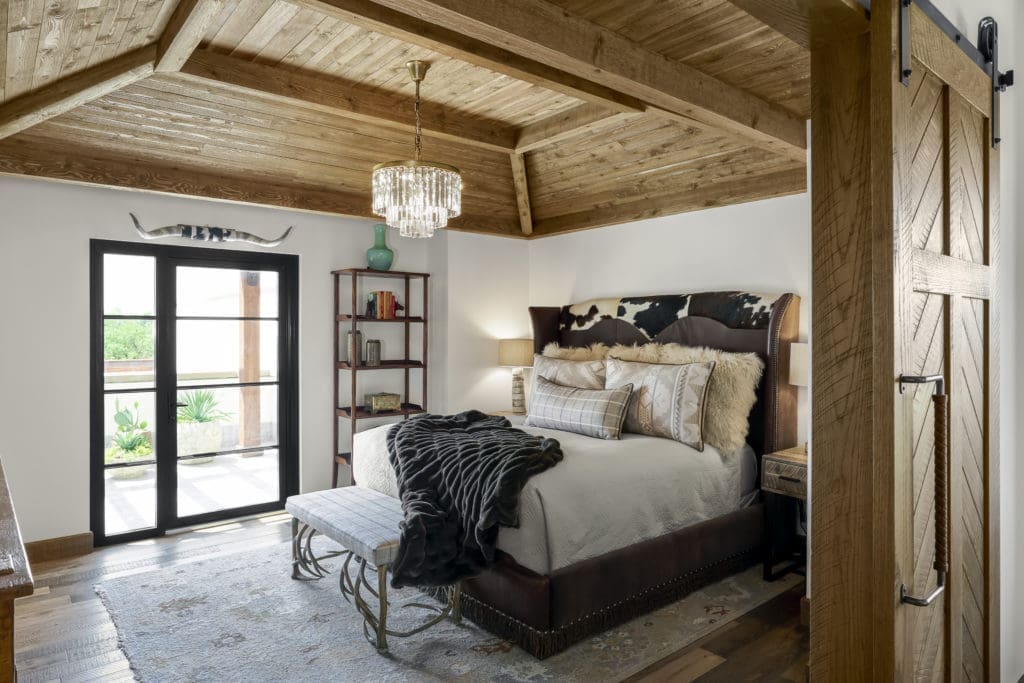 A Presidential Suite bedroom (Photo by Hotel Drover)