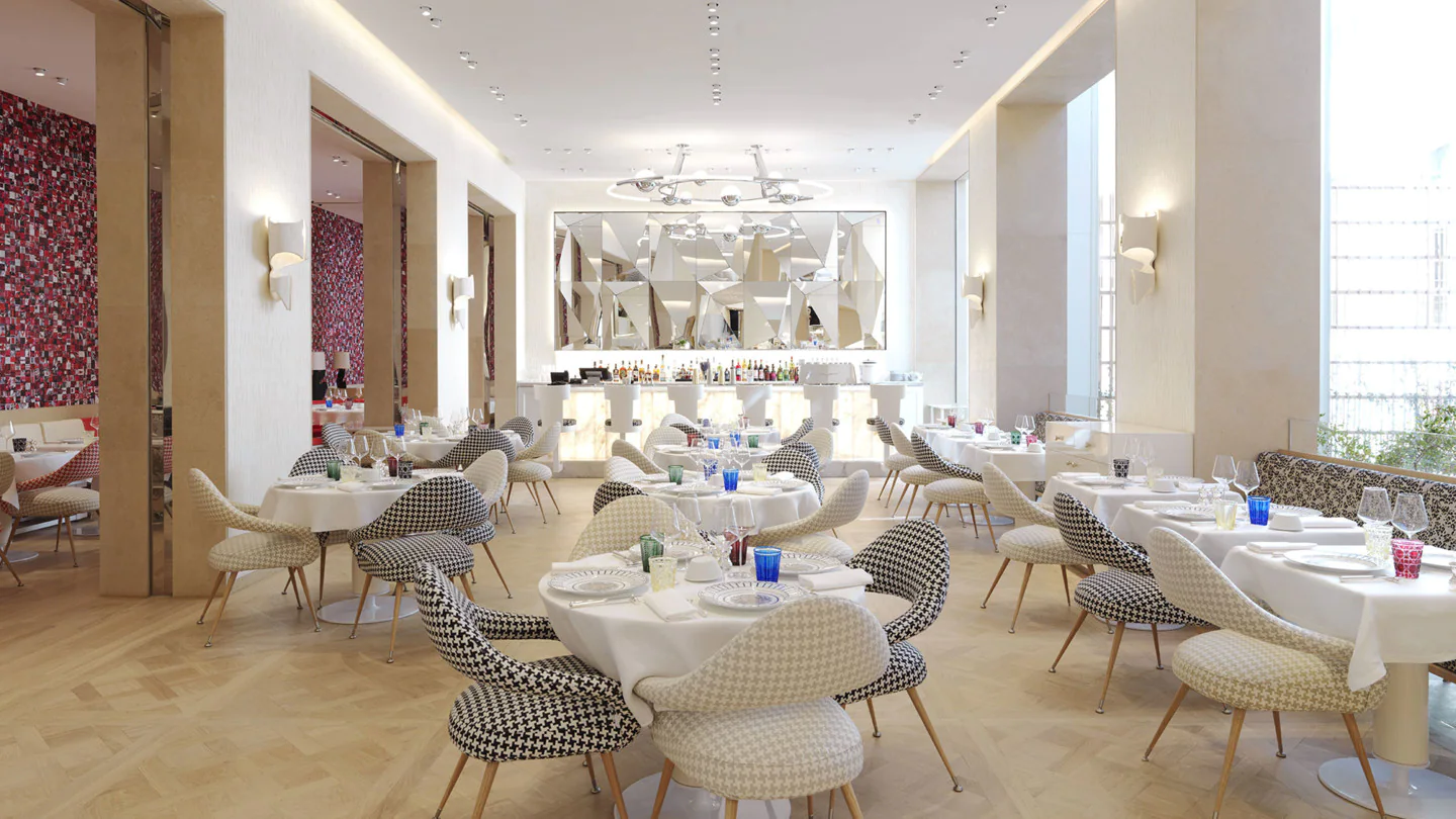 Dior – Monsieur Dior Restaurant at 30 Montaigne