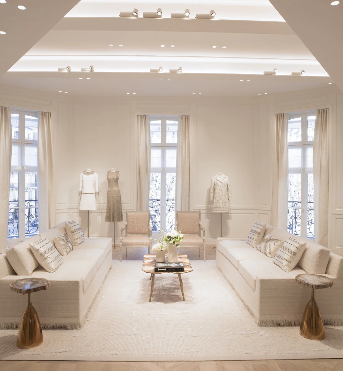 Dior – The haute couture salons at 30 Montaigne
