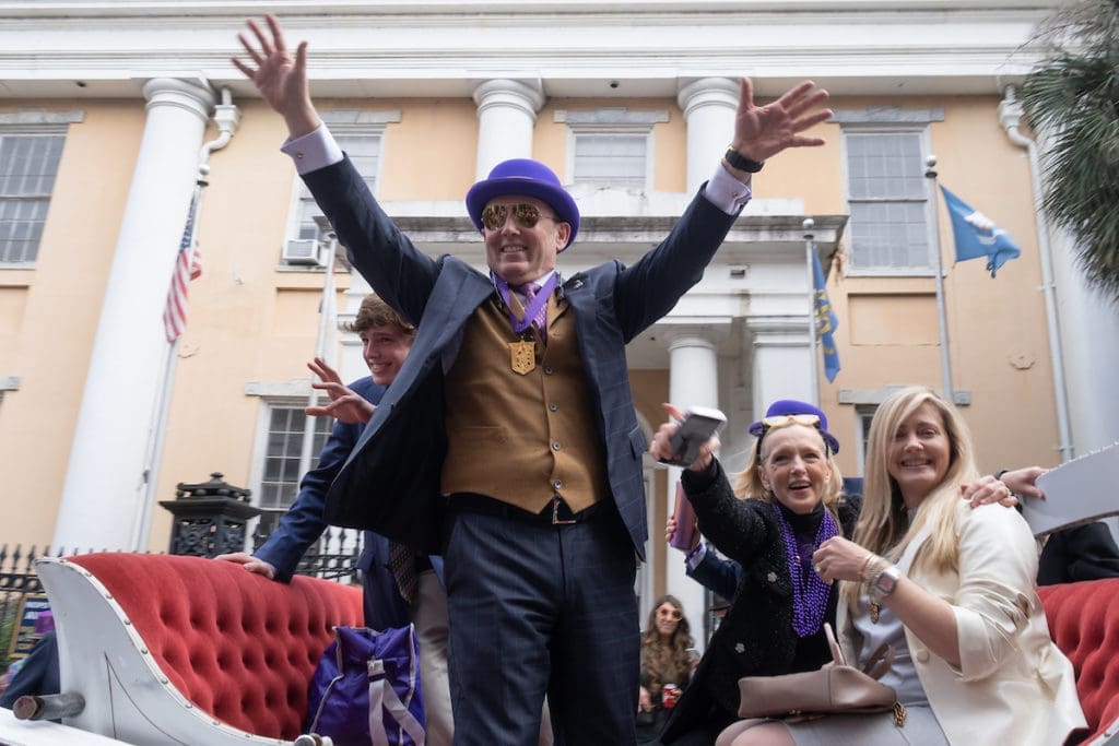 The King of Hermes Tosses Genuine Pearl Necklaces For Mardi Gras — Making the New Orleans’ Partying Even More Rich