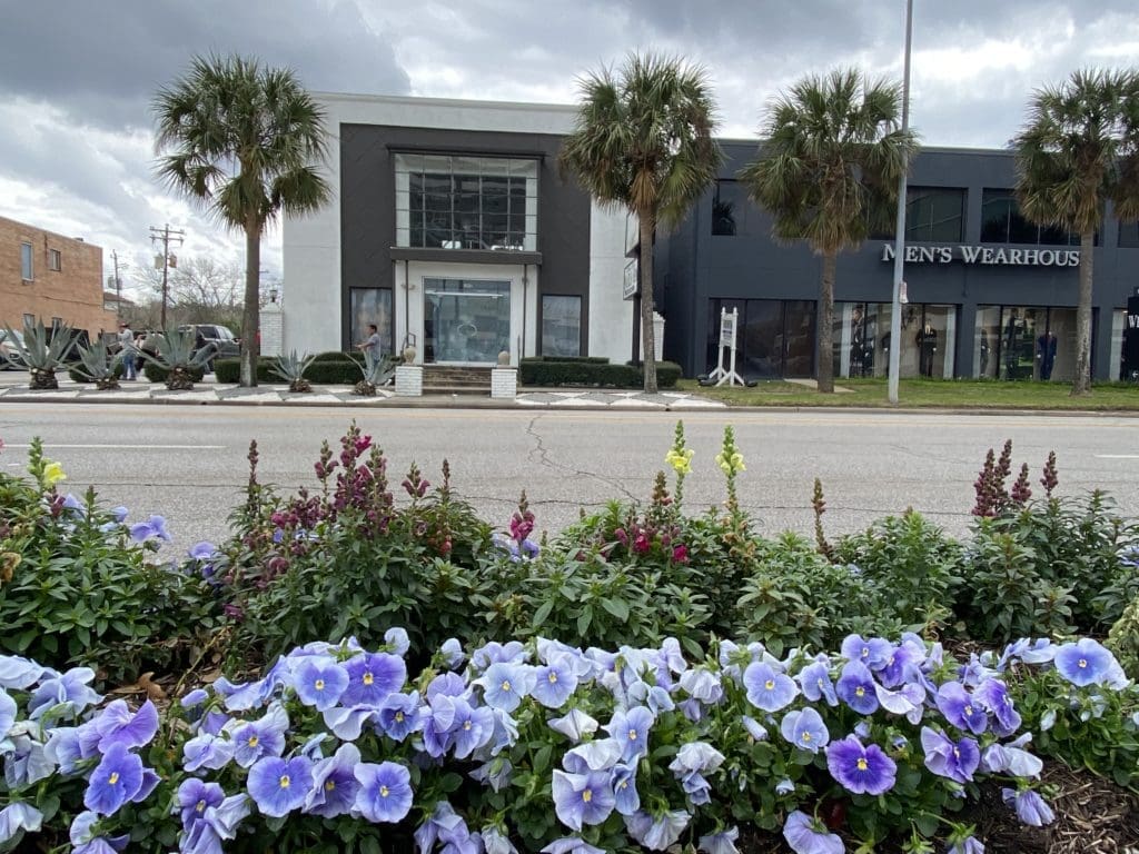 The UAL boutique on the edge of River Oaks Shopping Center opens on Friday with a wealth of discounted designer fashions.