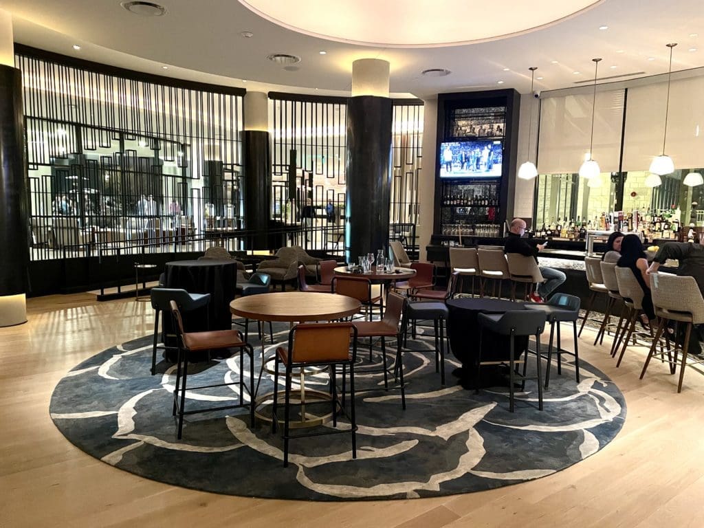 Step inside the Curve Bar at Westin Southlake. Photo by Courtney Dabney.