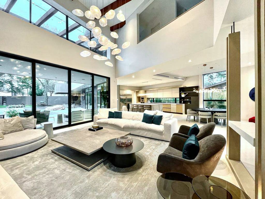 The Galleria/Uptown area home that headlines the Houston Modern Home Tour is the work of LEAM Design + Build. (Photo by LEAM Design Build)
