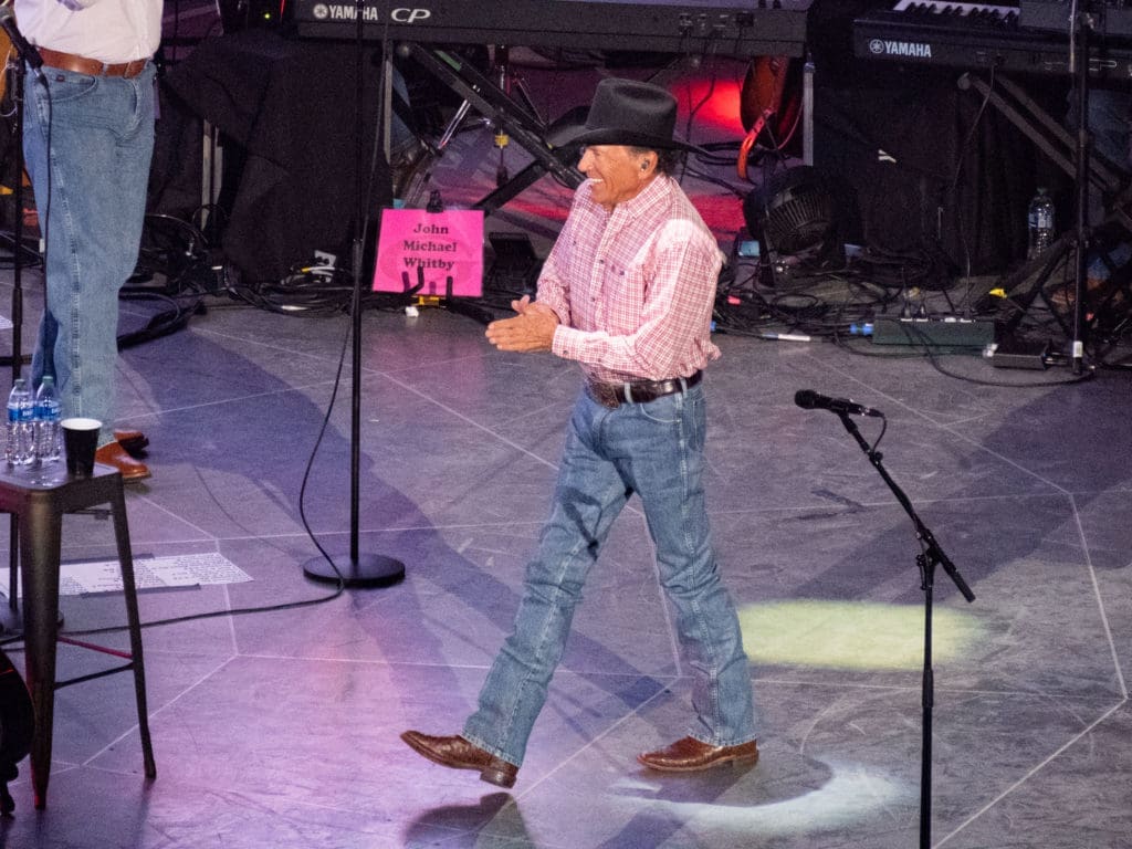 George Strait Goes Deep and Keeps It Cozy at Houston Rodeo, Playing Off the Mega Event With Grand Style