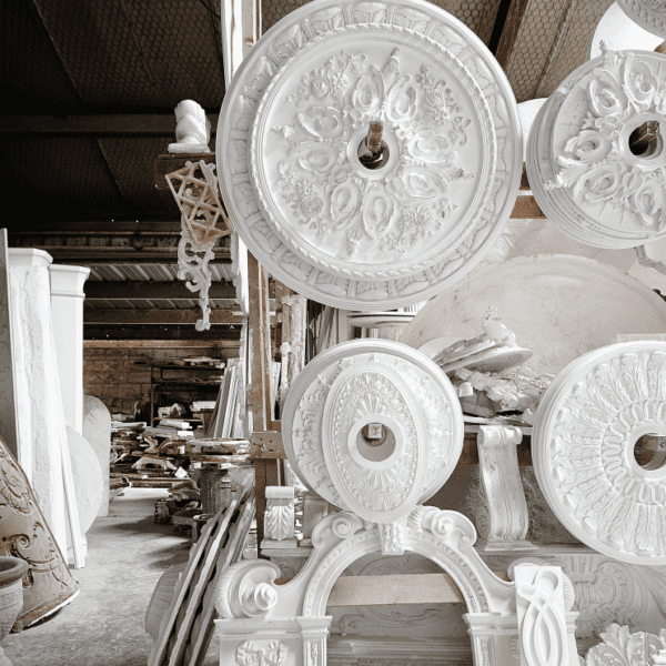 Casci Plaster