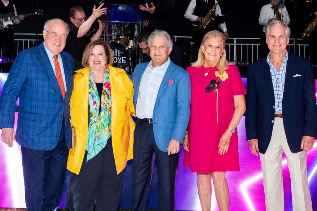 Honorees Mike & Melinda Perrin with chairs Doug Schnitzer, Rosanna & Myron Blalock at Memorial Hermann Foundation's Light It Up evening (Photo by Michelle Watson)