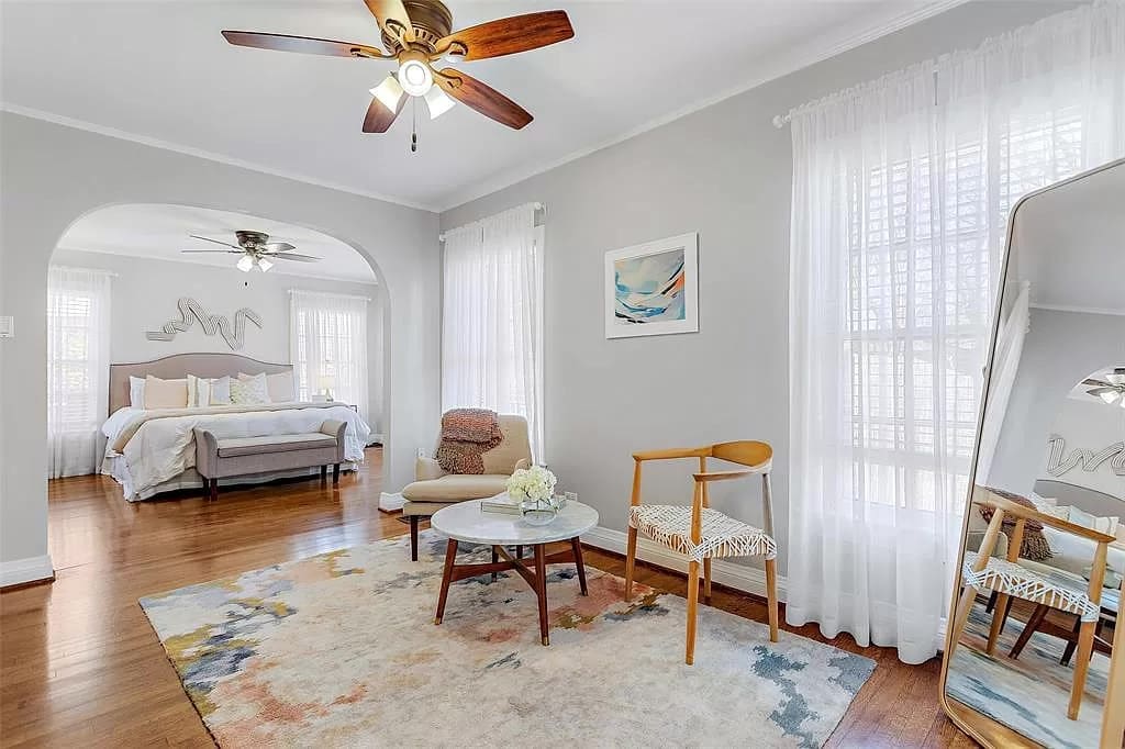 A separate seating area in the master bedroom. 