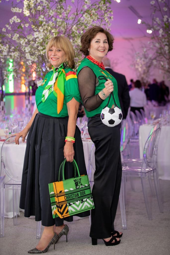 Franci Neely and Rebecca Rabinow, Menil Collection director, at  the Studio Menil Fun & Games evening (Photo by Miroma Photography)