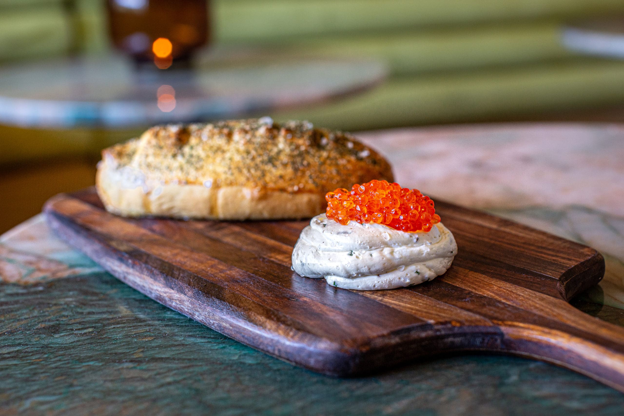 Warm bread at Lees Den (Photo by Jenn Duncan)
