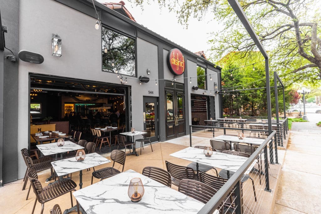 District Dallas has an outdoor patio with around 40 seats. (Photo by Kathy Tran)