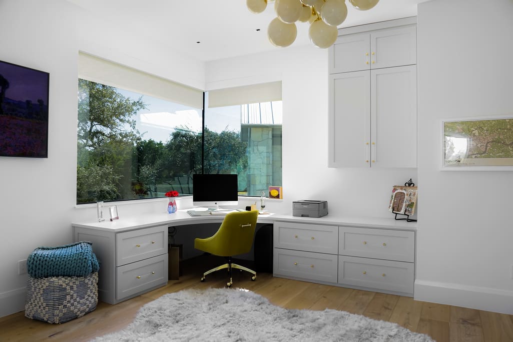The corner office in the owner's suite at 8 Oaks in the Texas Hill Country (Photo courtesy of Douglas Elliman Real Estate)