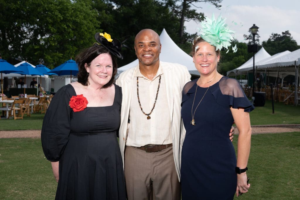 Bo's Place executive director Mary Beth Staine, honoree Rick Smith, Bo's Place board president Laura Laux at the Bo's Place 'Hats, Hearts & Horseshoes' benefit at Houston Polo Club. (Photo by Daniel Ortiz)