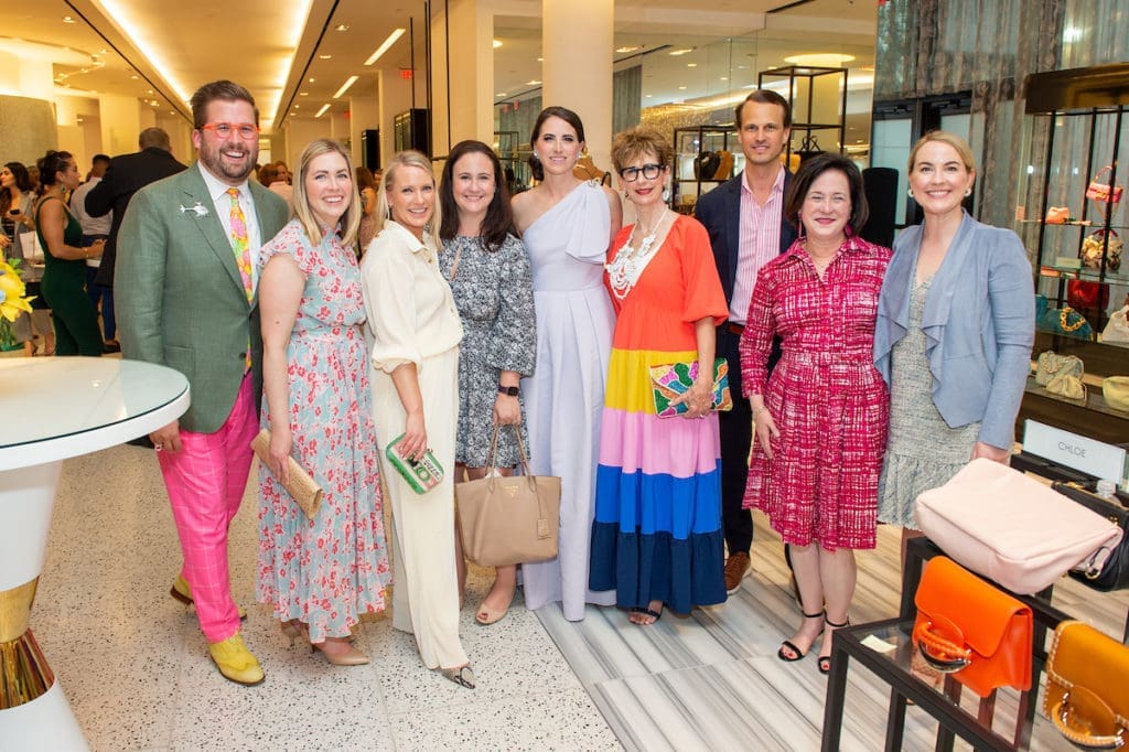 Taylor Kidd, Julie Rauth, Cathleen Fishel, Ashley Dillard, Dr. Annamaria Macaluso Davidson, Linda Kuykendall, Brandon Davidson, Anne Neeson, Rebecca Harris at The Arts of Healing Foundation event at Tootsies. (Photo by Jacob Powers)