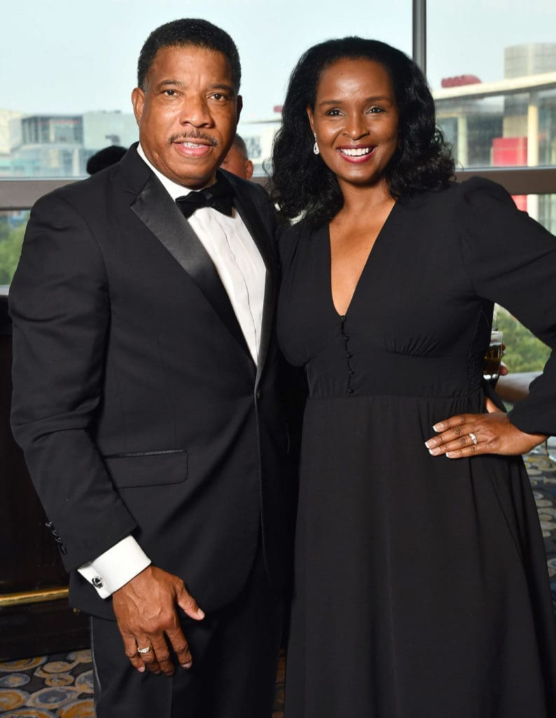 Doug & Winell Herron at the University of St. Thomas 75th Anniversary Gala at the Hilton Americas Houston (Dave Rossman photo)