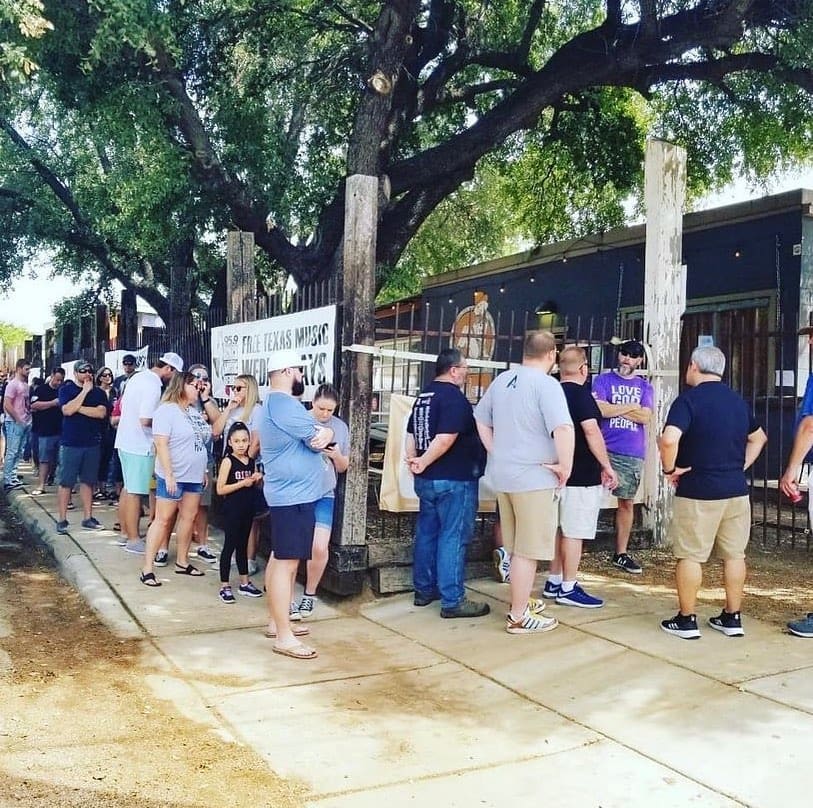 The lines formed at their previous location - Lola's from the very first day there. Now its on to Westland.
