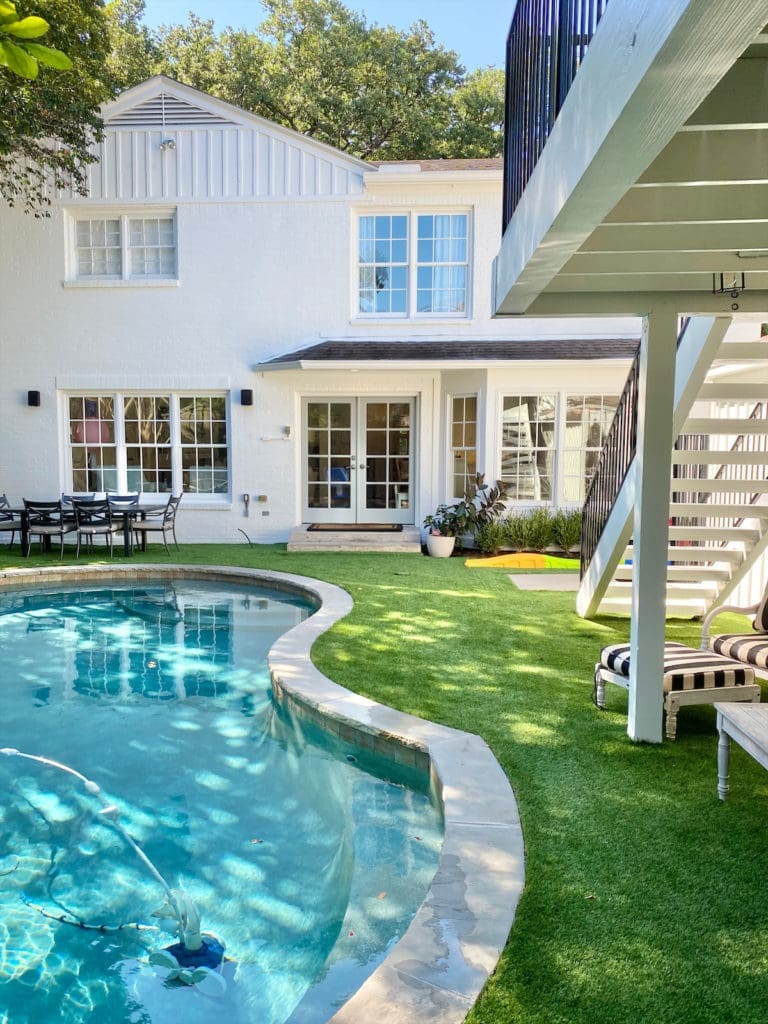 The Carrolls opted for AstroTurf for a perennial green that's easy to clean.