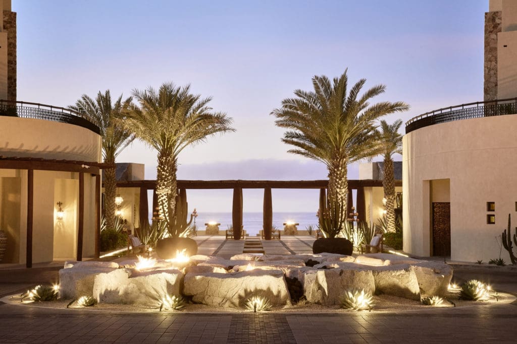 Discerning foodie fans descended upon the Waldorf Astoria Los Cabos Pedregal over Fourth of July Weekend to experience an epic culinary series by Chef Ronnie Killen.  (Photo by Studio Caribe)