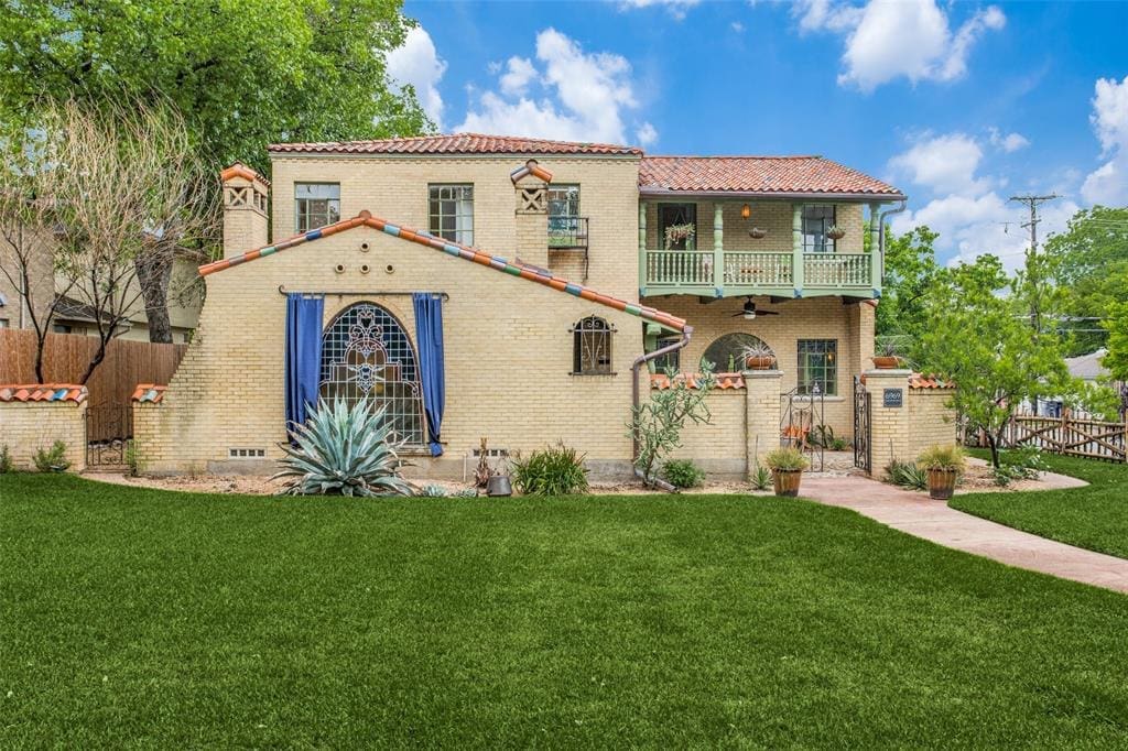 6969 Lakewood Blvd, Dallas, TX 75214
