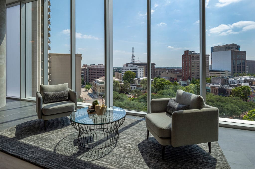 Brava's 10th floor lounge certainly takes advantage of the views.