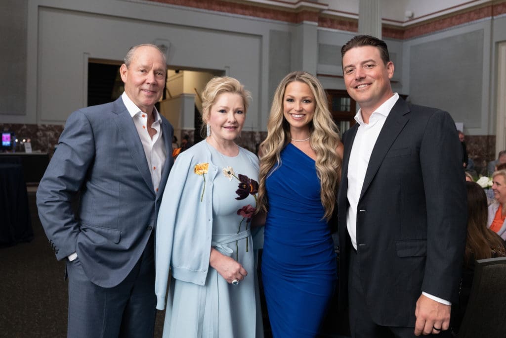 TNT’s Allie LaForce and Husband Joe Smith Find Houston Still Has a Giant Heart — Astros Hit a Home Run For Former Teammate
