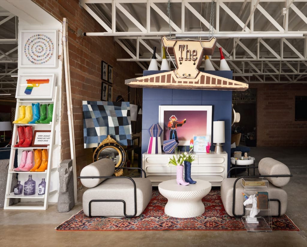 An artful Texas enclave by Scout Design Studio. (Photo by Aaron Dougherty)