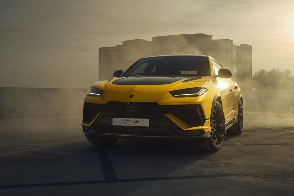 Lamborghini being Lamborghini, it decided to up the power on its Lamborghini Urus Performante.