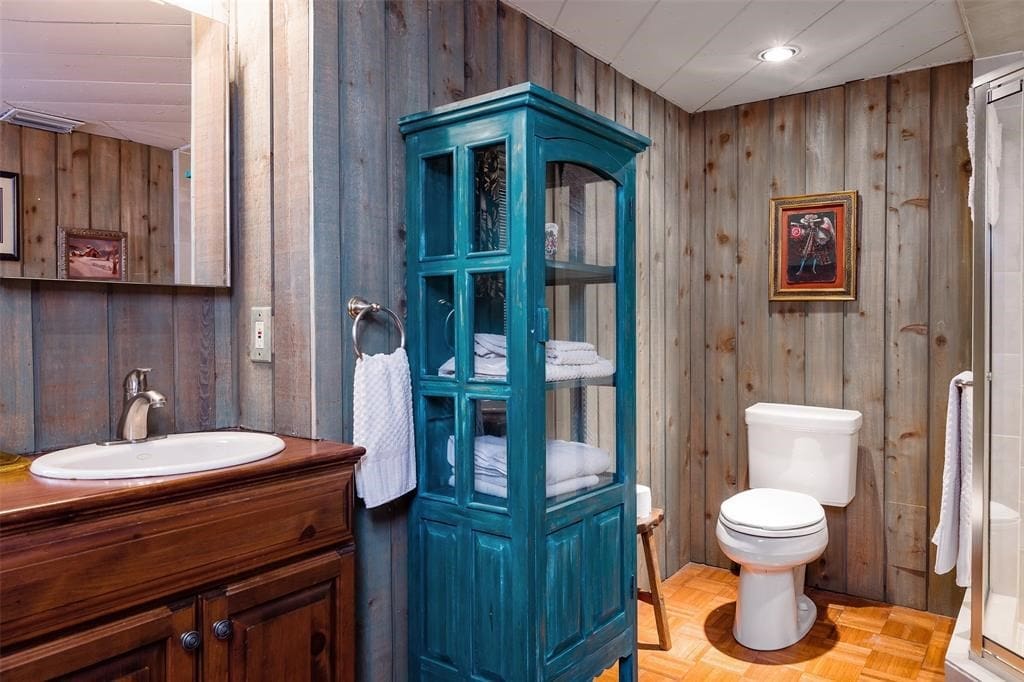 One of two bathrooms in 5331 W Mockingbird Lane. 