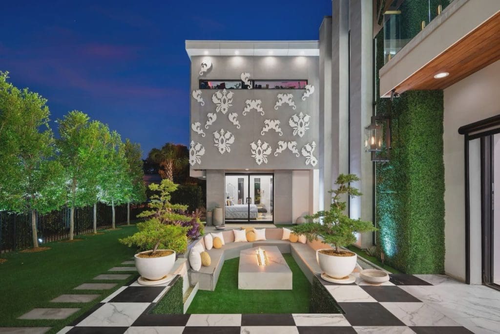 The perfectly manicured lawn at 5025 Wateka Drive. 