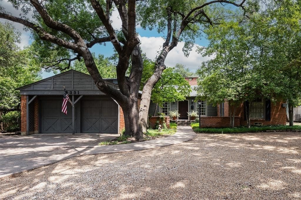 The facade of W Mockingbird Lane in Dallas' Greenway Parks. 