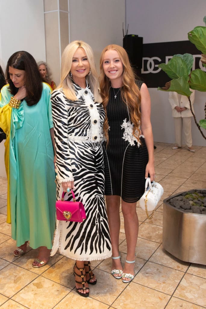 Lisa Cooley, Ciara Cooley Biggers (Photography by Tamytha Cameron)